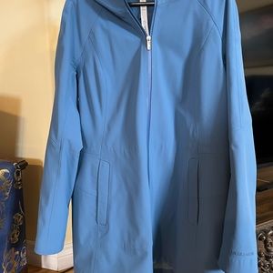 Lululemon rain rebel jacket